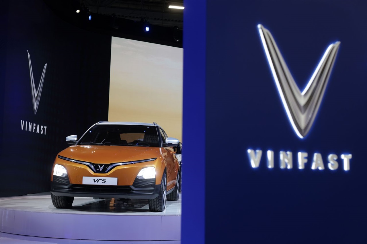 VinFast officially enters India, launching premium SUVs