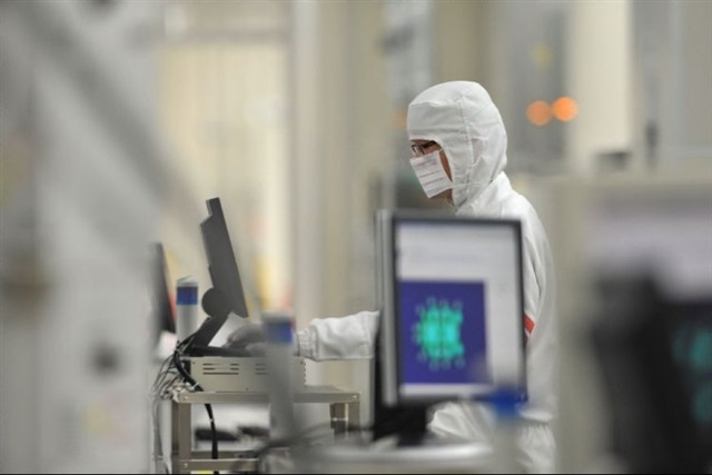 Renesas operating profit drops 43% in 2024 amid industrial slump