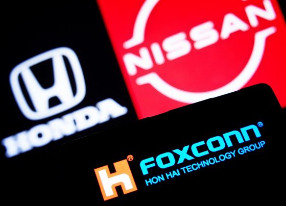 foxconn-chairman-dismisses-nissan-takeover-talk;-focus-is-on-collaboration