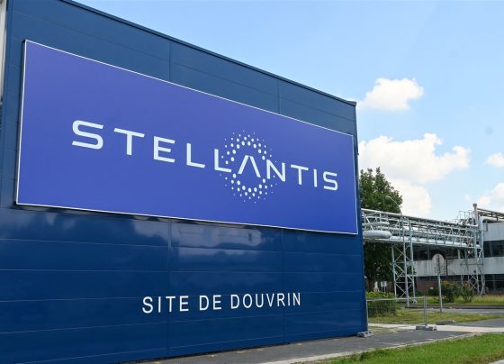 foxconn’s-auto-gambit-faces-cultural-maze-at-stellantis,-rnm