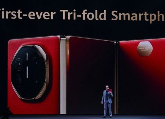 huawei-takes-mate-xt-global,-yet-premium-price-and-gms-absence-could-hinder-adoption