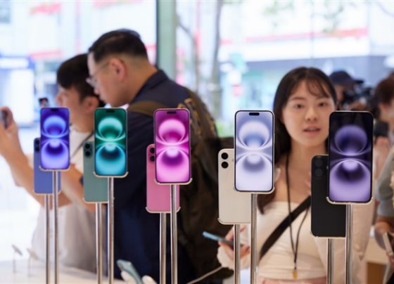 trump’s-plan-for-display-tariffs-could-boost-korean-oled-market-while-pressuring-apple