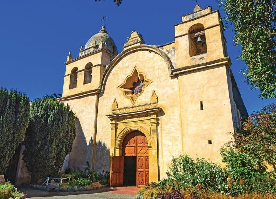 bask-in-the-beauty-of-carmel-by-the-sea,-a-coastal-california-village