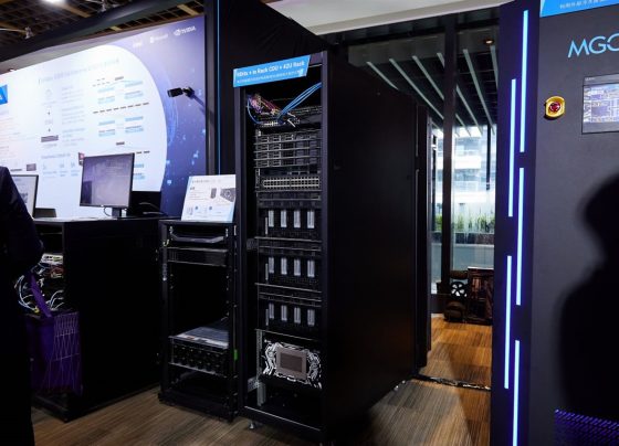 global-server-market-and-shipments,-2025