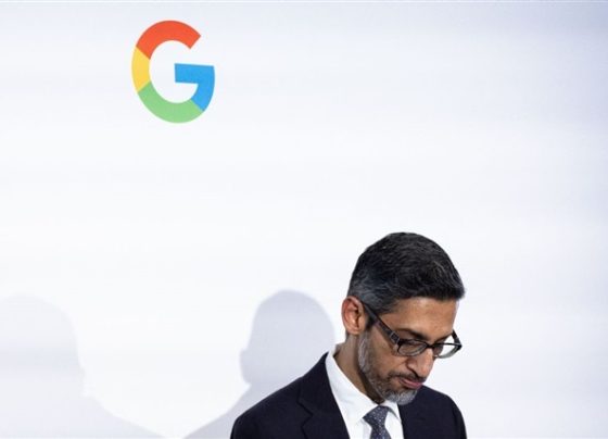 google-confronts-intensifying-ai-rivalry-as-openai,-xai,-and-deepseek-reshape-landscape