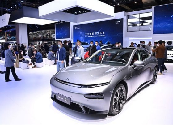 china’s-carmakers-embrace-outsourcing,-reshaping-intelligent-driving