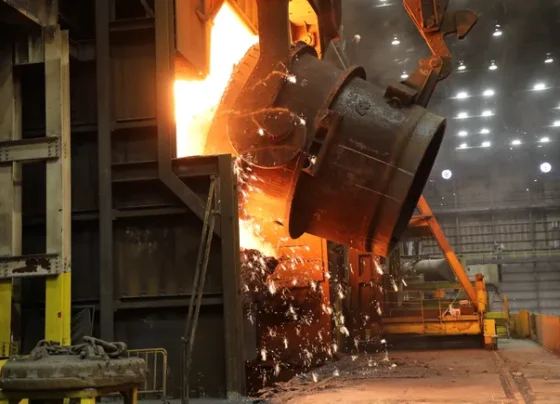 manufacturing-is-on-the-rebound,-but-tariffs-threaten-growth:-pmi
