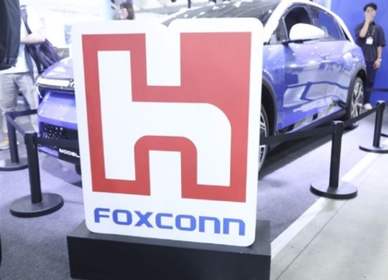 foxconn-smashes-profit-targets-with-cloud-networking-surge