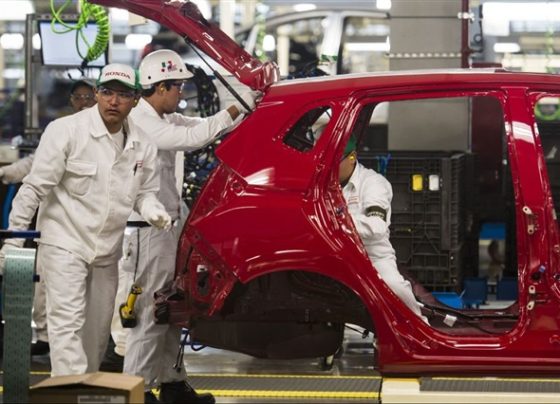 tariff-blitz-hits-auto-supply-chain—component-suppliers-fight-back