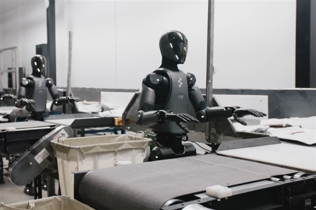 Humanoid robot race between US and China heats up