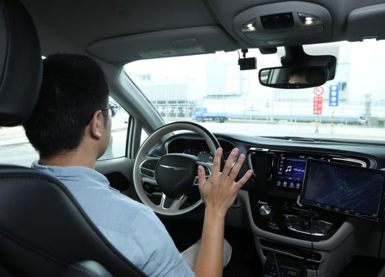 deepseek-applications-in-smart-vehicles