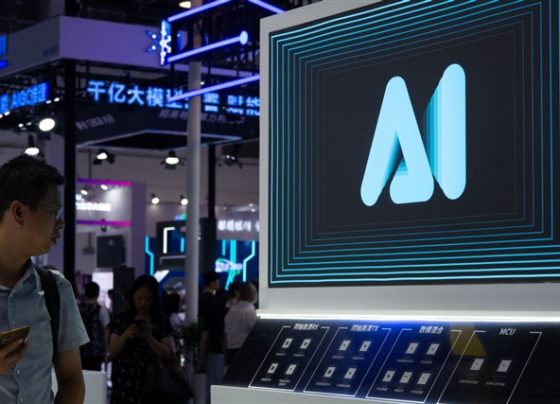 zhipu-ai-enters-the-ring-with-autoglm;-open-source-ai-agent-targets-llm-supremacy