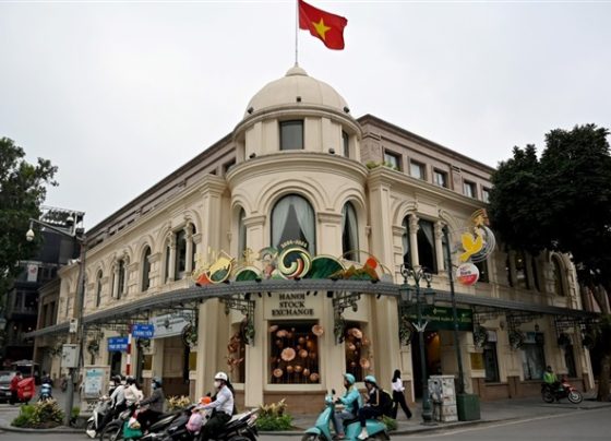 Taiwan’S-Ems-Bets-On-Vietnam-Face-New-Risks-From-Us.-Tariff-Shift