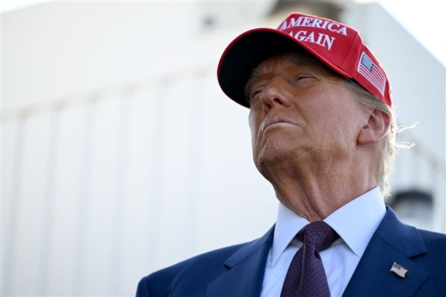 Trump’s tariff push disrupts global trade, raises risks for U.S. economy