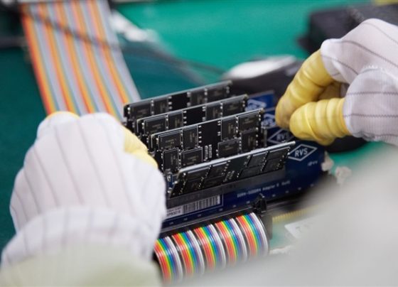 us-tariff-uncertainty-disrupts-tech-supply-chain-planning