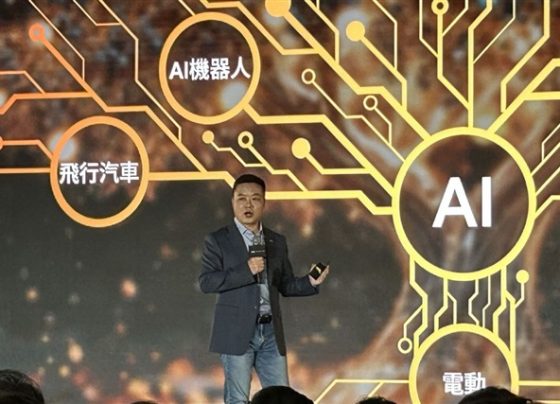 xpeng’s-ai-power-play:-homegrown-chips,-humanoids,-and-the-race-to-the-skies