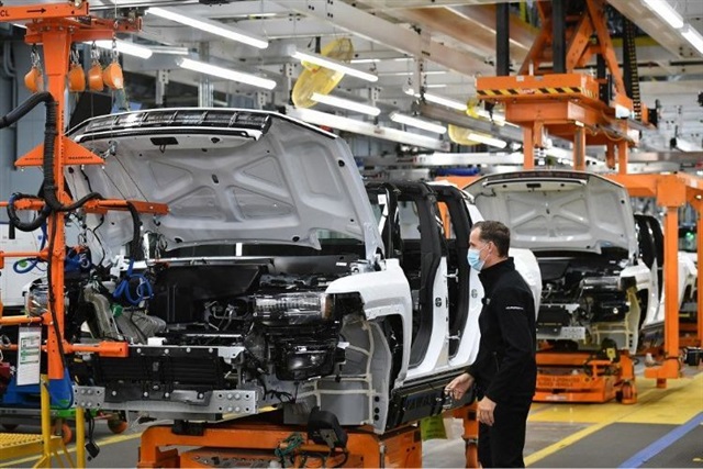 Pre-tariff rush leaves US car market facing cold spell