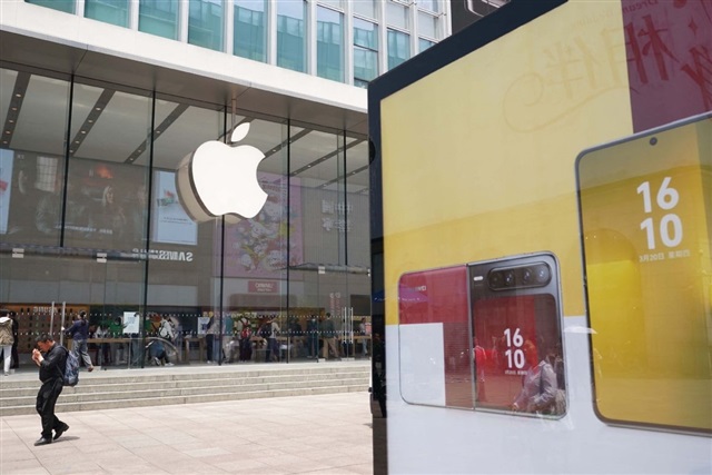 Apple reportedly eyes major iPhone overhaul by 2027 as pressure of innovation grows