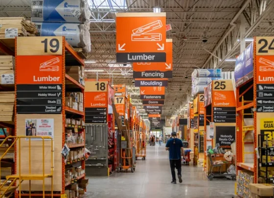 home-depot-doesn’t-plan-to-raise-prices-despite-tariffs