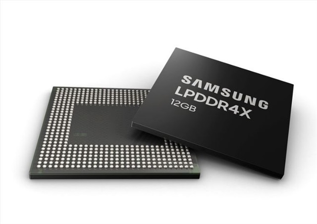 From volume to value: Samsung retreats from legacy DRAM facing Chinese price war