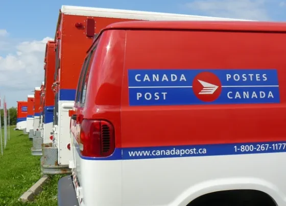canada-post,-union-resume-talks-as-contract-expiration-looms