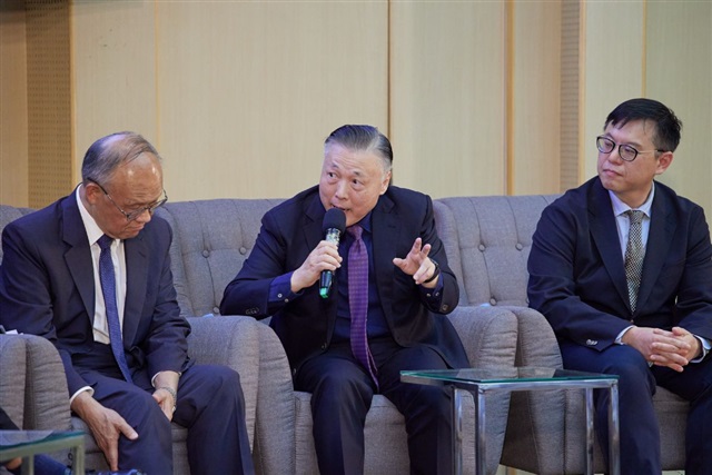 ASE COO urges inclusion of global AI strategy in tariff negotiations