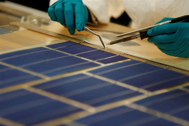 From Biden’s carrots to Trump’s sticks: Chinese solar giants adapt to new U.S. playbook