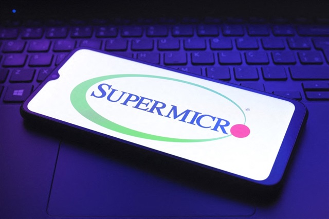 Supermicro sees softer FY25 as customers defer AI infrastructure rollouts