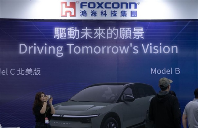 foxconn-eyes-japan-with-mitsubishi-ev-deal,-sic-chip-ramp-up