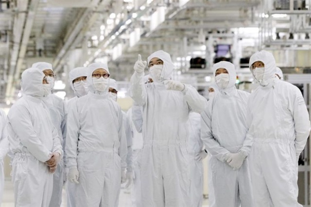 Samsung lags a year behind TSMC in 1.4nm race, shifts focus to 2nm reset