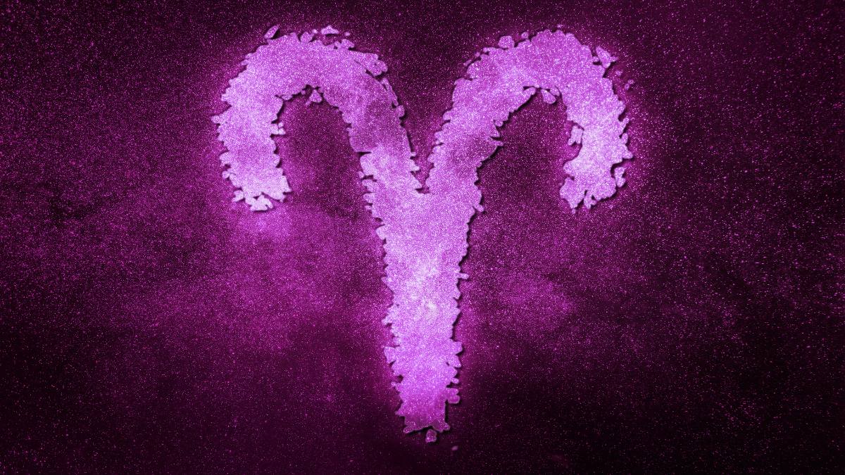 Your 2025 Venus in Gemini Horoscope Is Here!