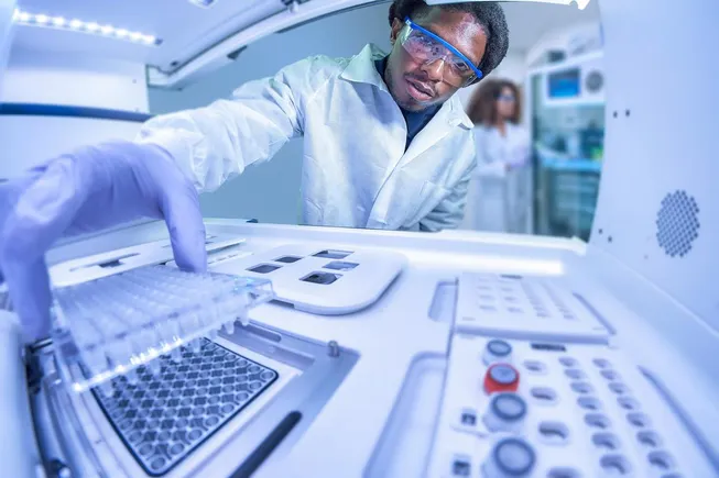 The Trump administration wants to onshore drug manufacturing. Technologists are answering the call.