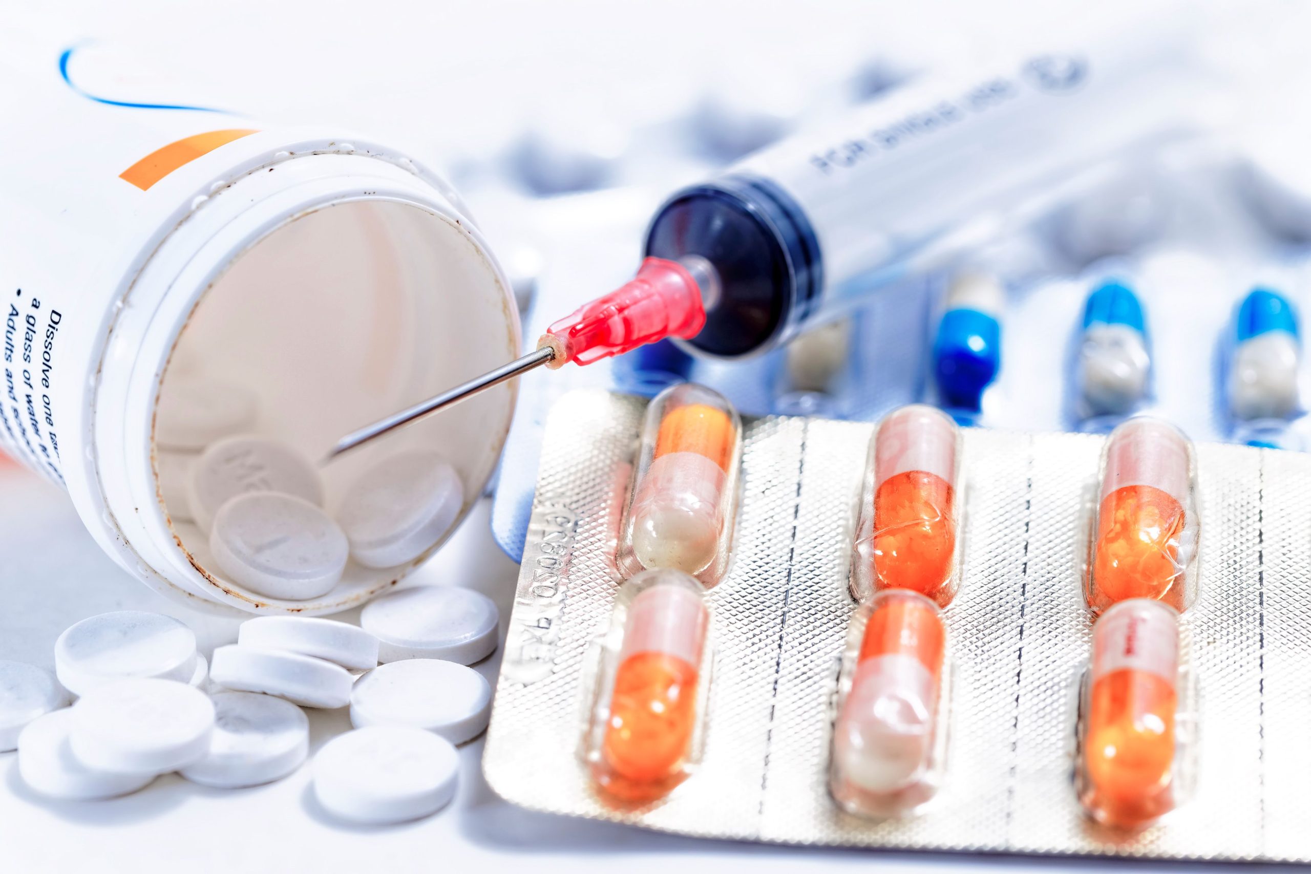 Steroid Use During ICI Treatment Lessens Effectiveness in Patients With NSCLC
