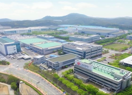 lg-enters-hybrid-bonding-tool-race,-challenging-samsung-and-hanwha