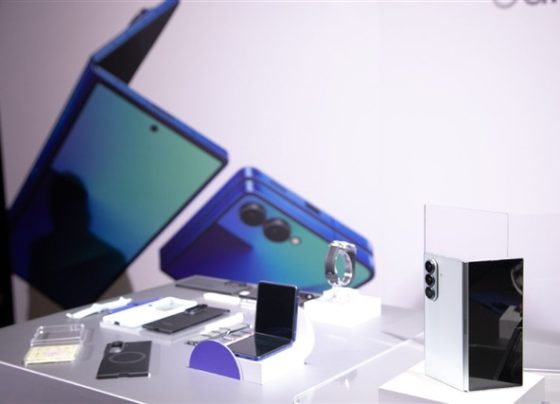 foldable-smartphone-brands-strategize-to-break-growth-plateau