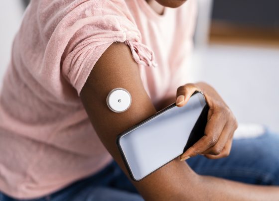 the-lifesaving-role-of-continuous-glucose-monitors-and-wearable-devices