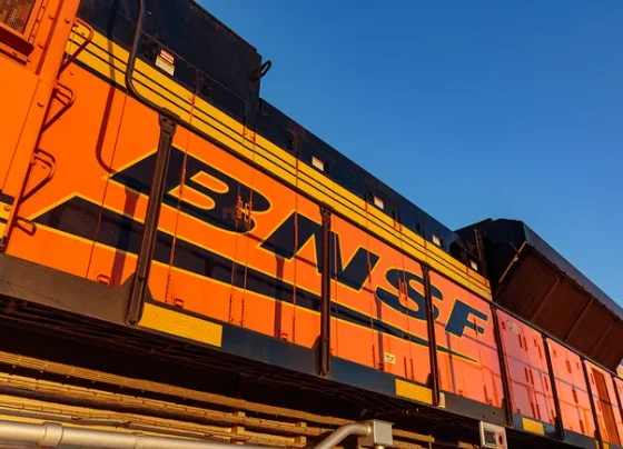 bnsf-launches-expedited-los-angeles-to-houston-rail-service