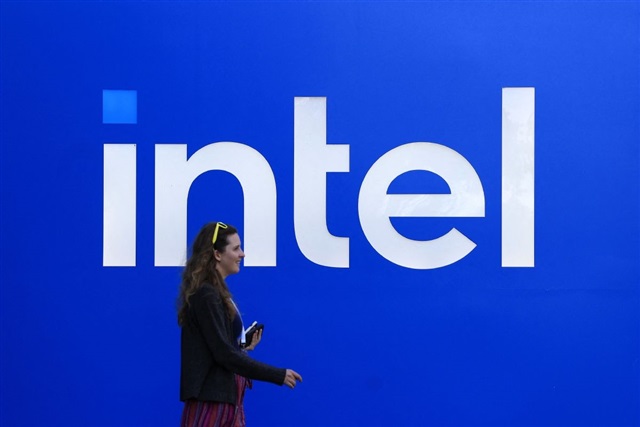 Intel to cut 21,000 jobs, pause Europe fab projects under restructuring drive