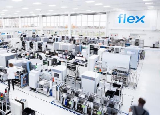 flex-lifts-full-year-forecast-on-record-1q25-profit,-ai-data-center-demand