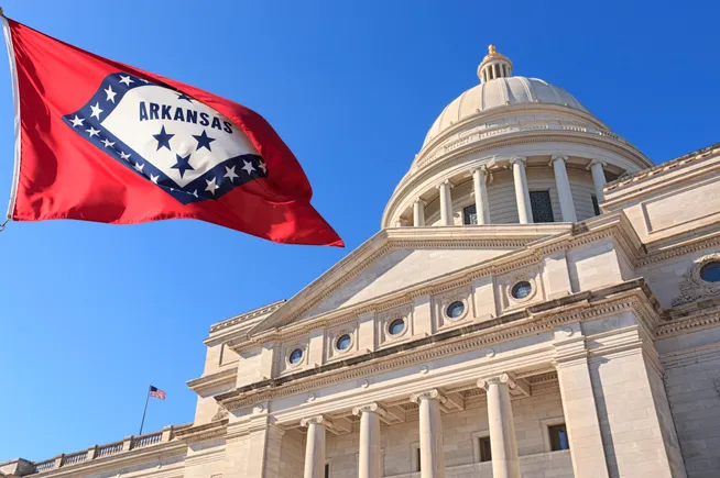 Judge halts Arkansas law forcing PBMs to sell pharmacies