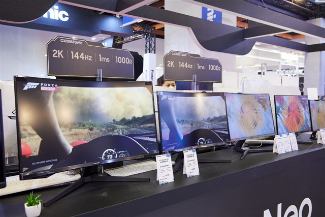 Monitor & NB panel prices remain stable through August
