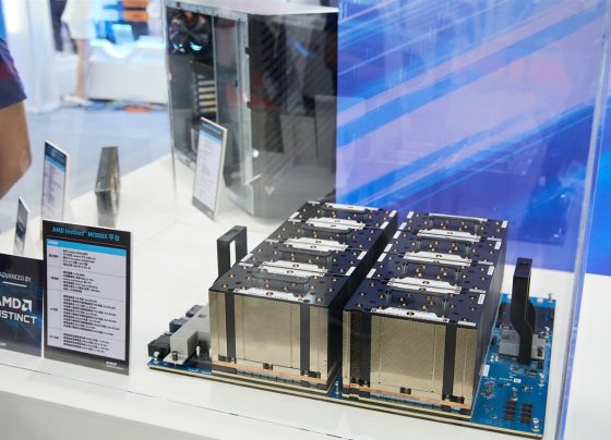 shipments-of-high-end-ai-accelerators,-2025