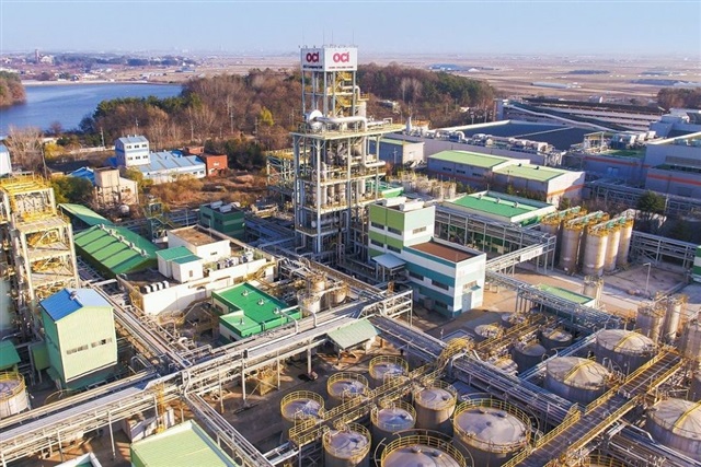 Tesla orders boost Samsung’s Taylor plant; OCI expands semiconductor-grade phosphoric acid production