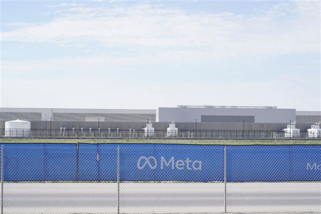 AI infrastructure era arrives: new quarterly capex records across the field