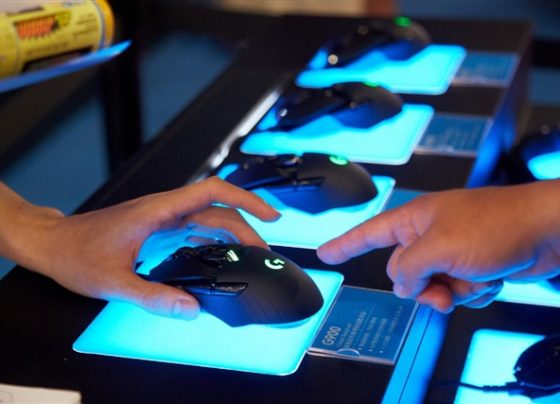 pixart-shifts-gears-in-3q25:-gaming-mouse-momentum-fades,-game-consoles-take-the-lead