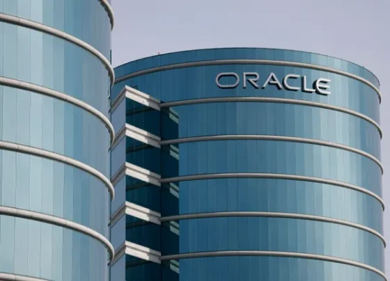 oracle-launches-ai-backed-ehr