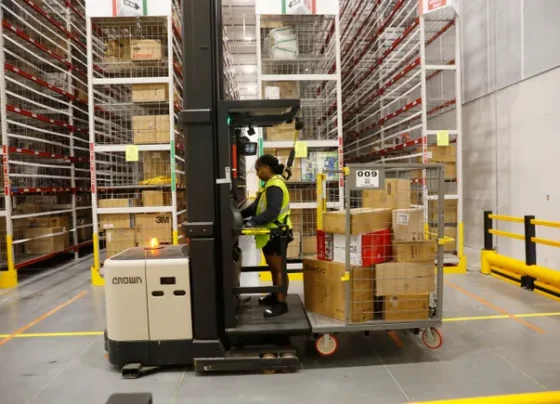 amazon’s-2025-peak-season-fulfillment-fees-match-last-year’s-rates