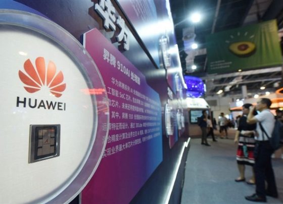 china’s-ai-chip-drive-eyes-82%-autonomy-by-2027