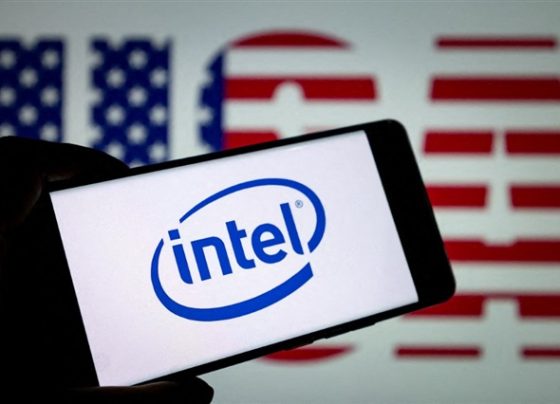 it’s-official:-trump-administration-takes-10%-intel-stake-in-$8.9b-deal