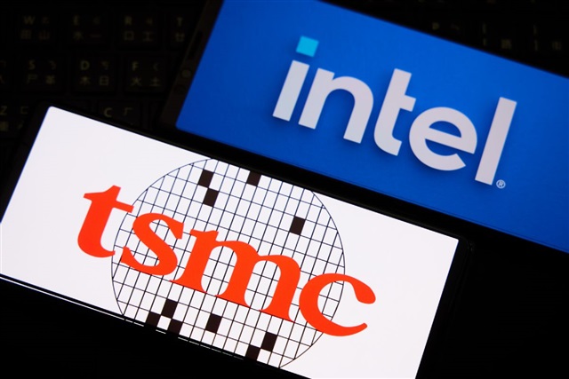 Analysis: SoftBank and Trump team up to boost Intel’s foundry push, unlocking Arm chip manufacturing market